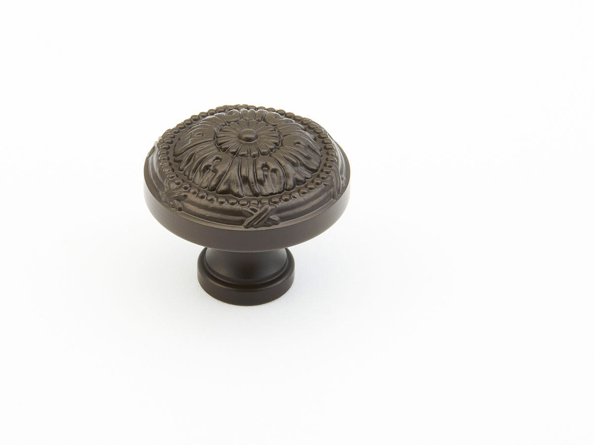 Schaub Versailles Knob 1-1/4" Oil Rubbed Bronze