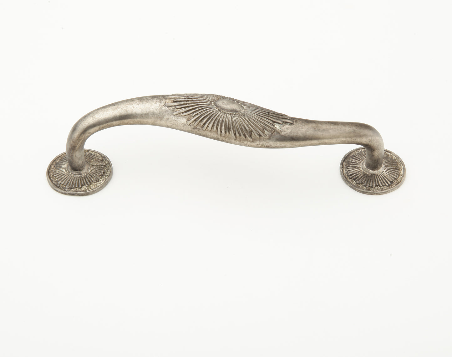 Schaub Silver Antique Pull 5" cc SA
