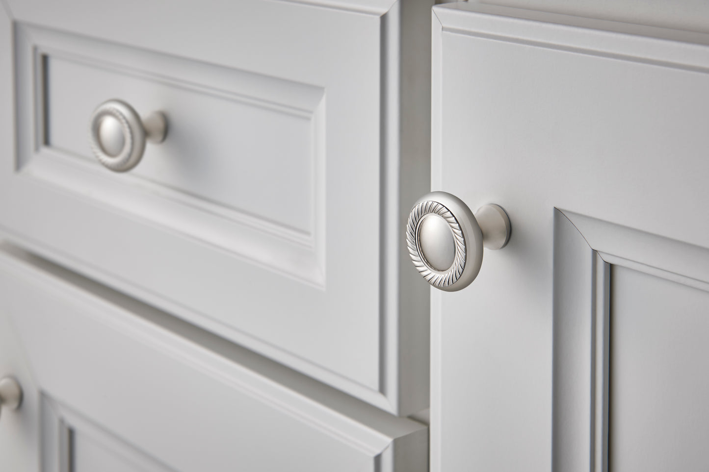 Top Knobs Swirl Cut Diameter Round Knob