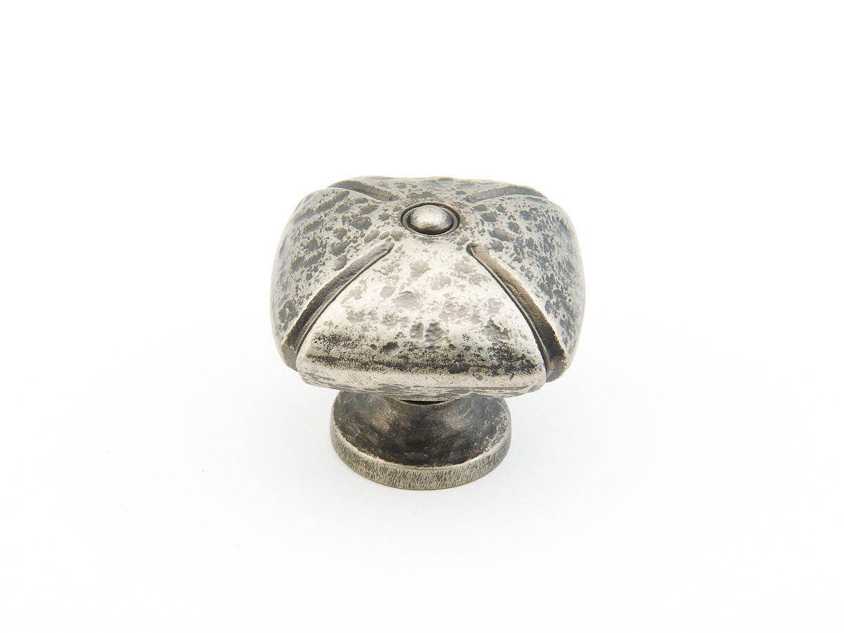 Schaub Siena Knob 1-1/2" Vibra Nickel