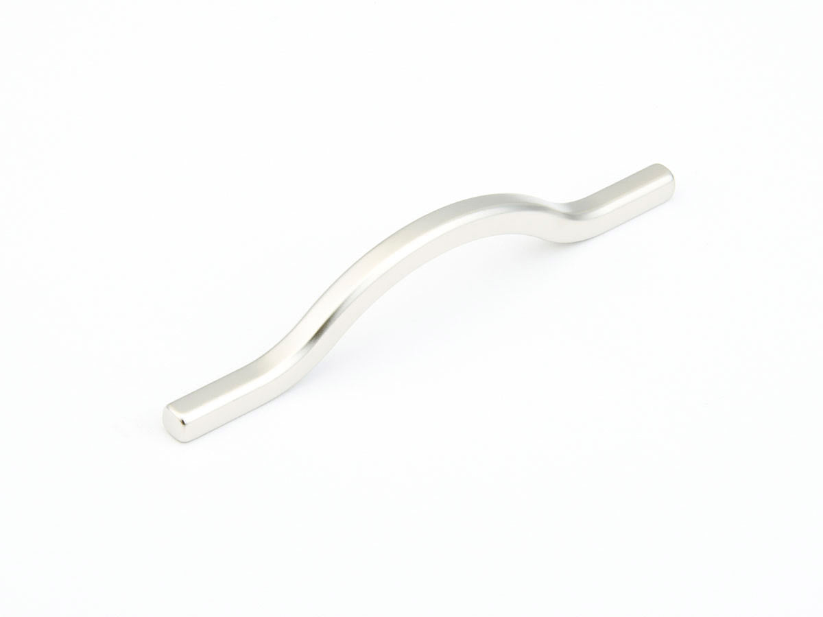 Schaub Sorrento Bowed Pull 96/5-1/16" Satin Nickel