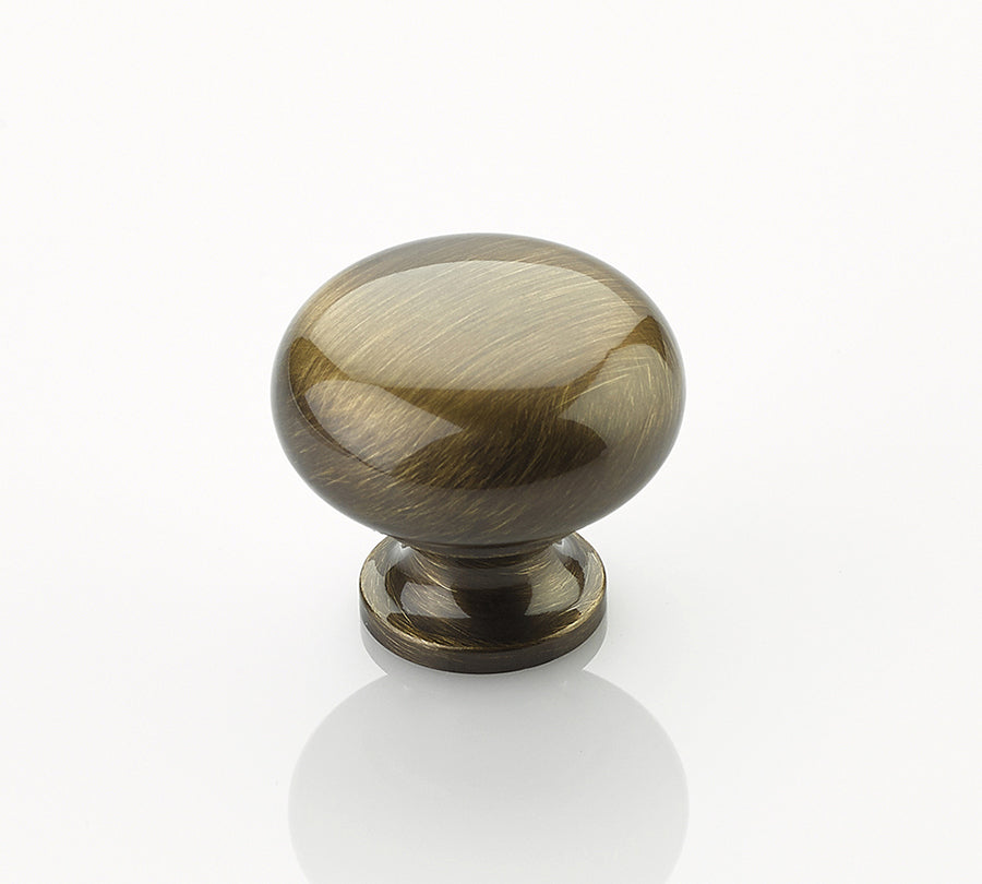 Schaub Traditional Round Knob 1-1/4" Antique Brass