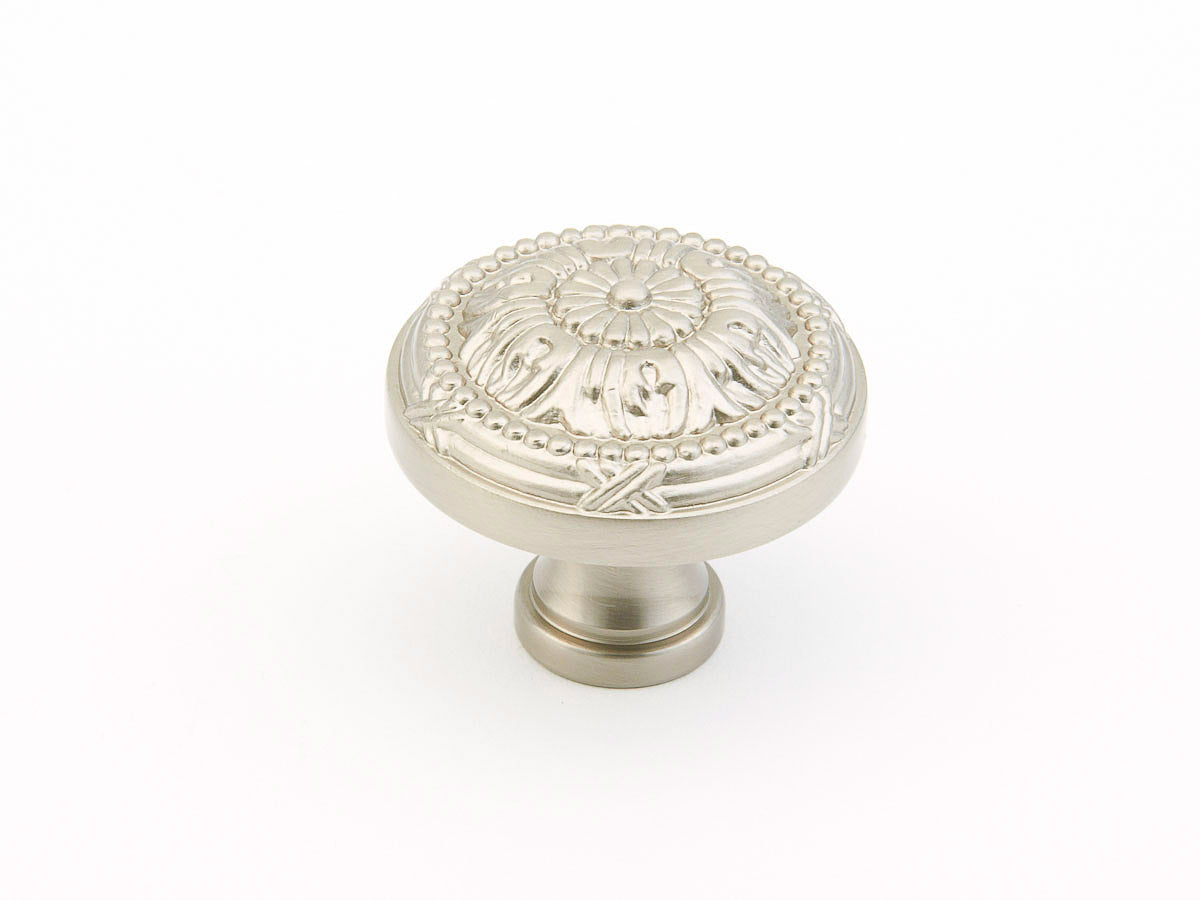 Schaub Versailles Knob 1-1/2" Satin Nickel