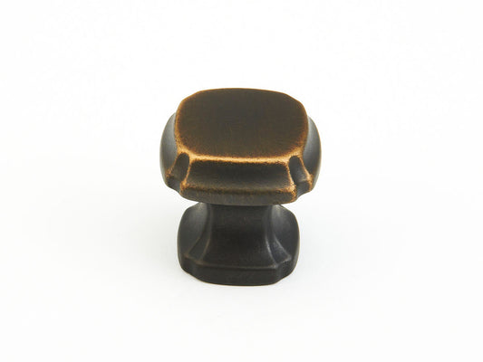 Schaub Empire Squre Knob 1-3/8" Ancient Bronze