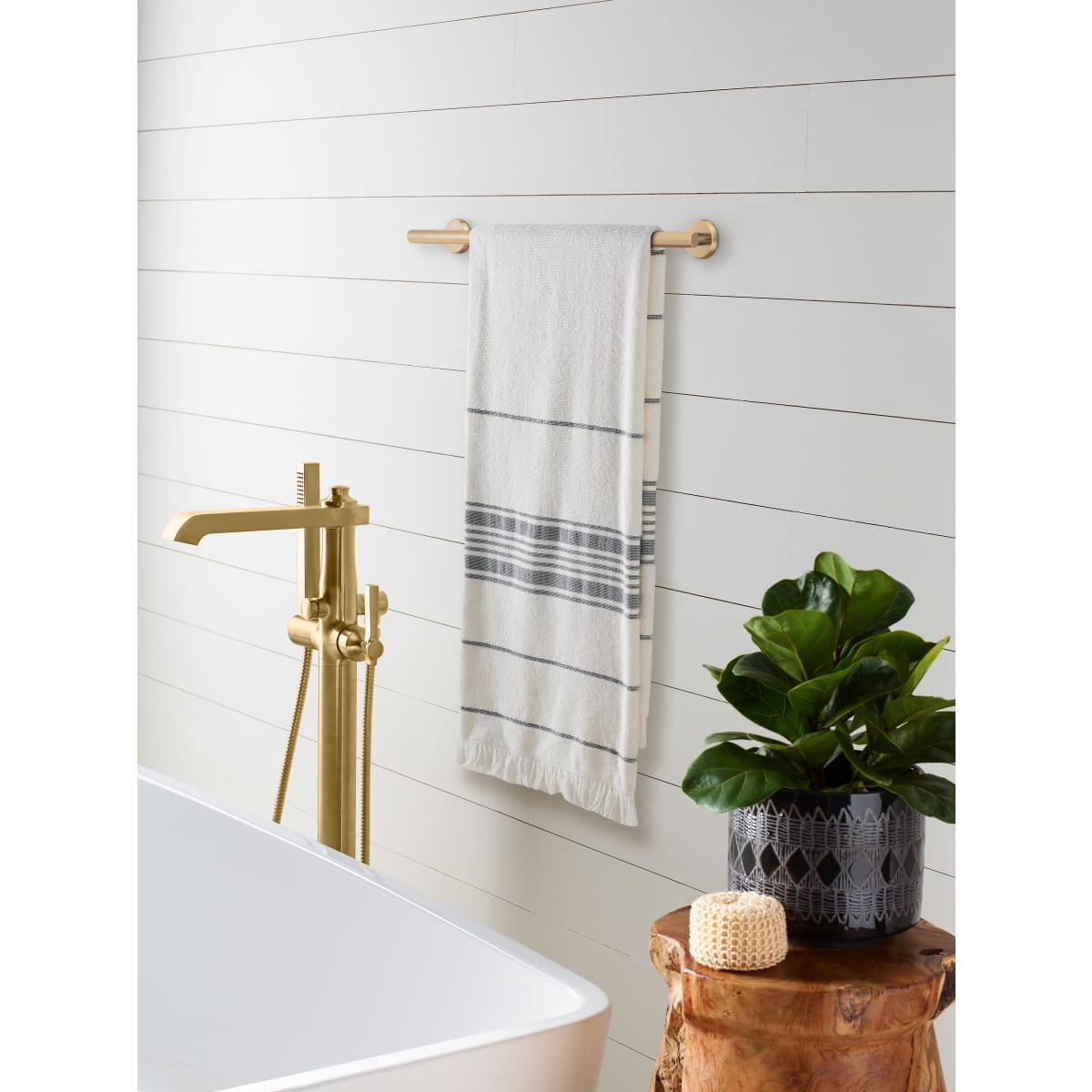 Amerock Arrondi Towel Bar