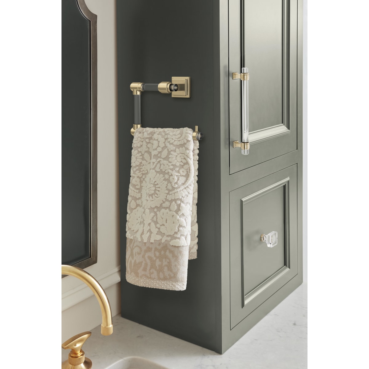 Amerock Glacio Towel Ring
