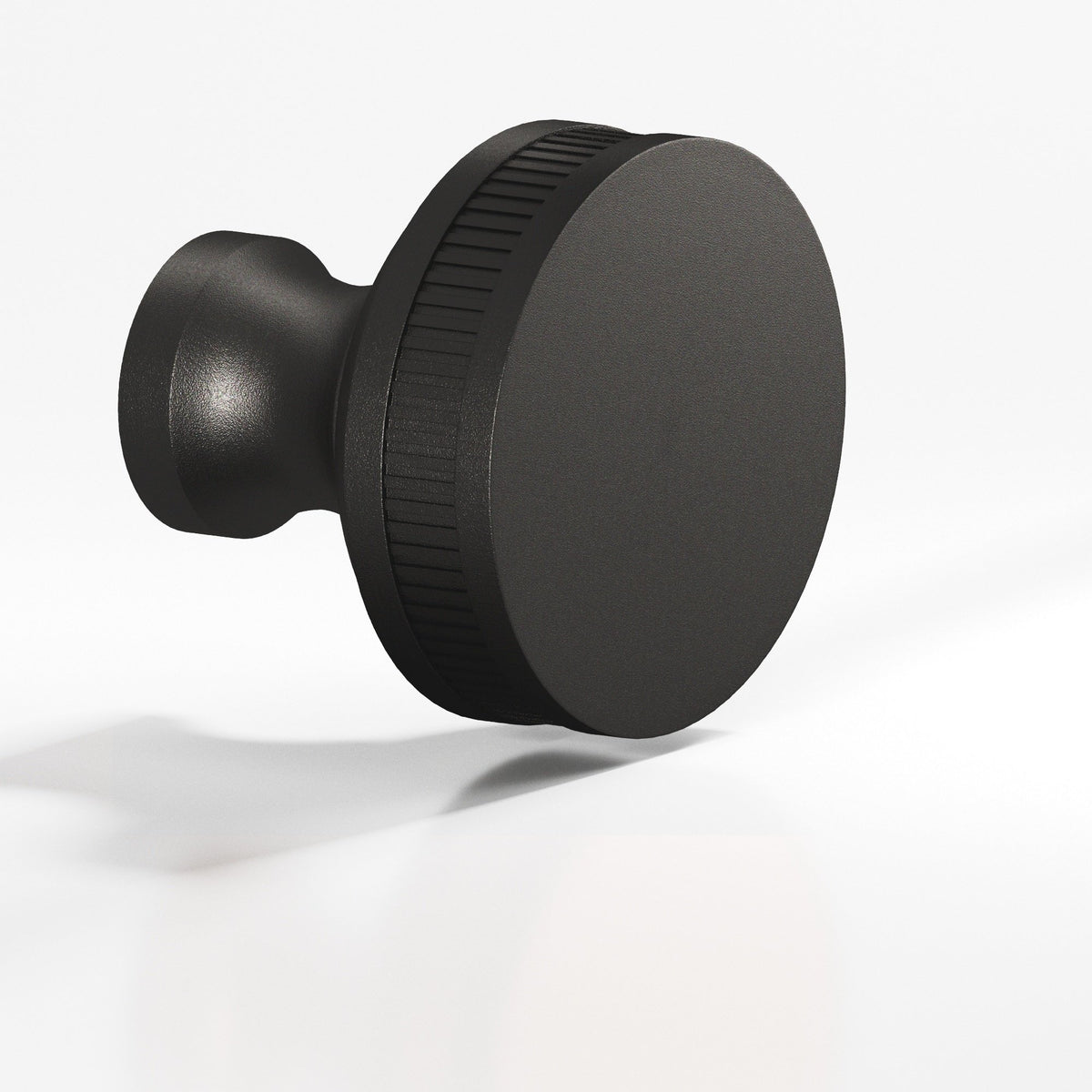 Colonial Bronze 583 Coined Sandwich Knob, 1 in Diameter - Frost Black™