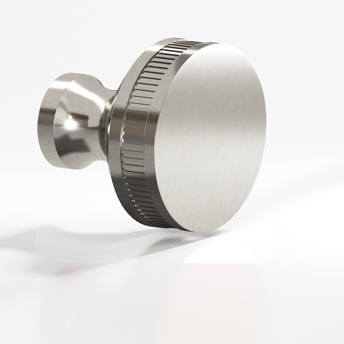 Colonial Bronze 585 Coined Sandwich Knob, 1-1/2 in Diameter - Satin Nickel