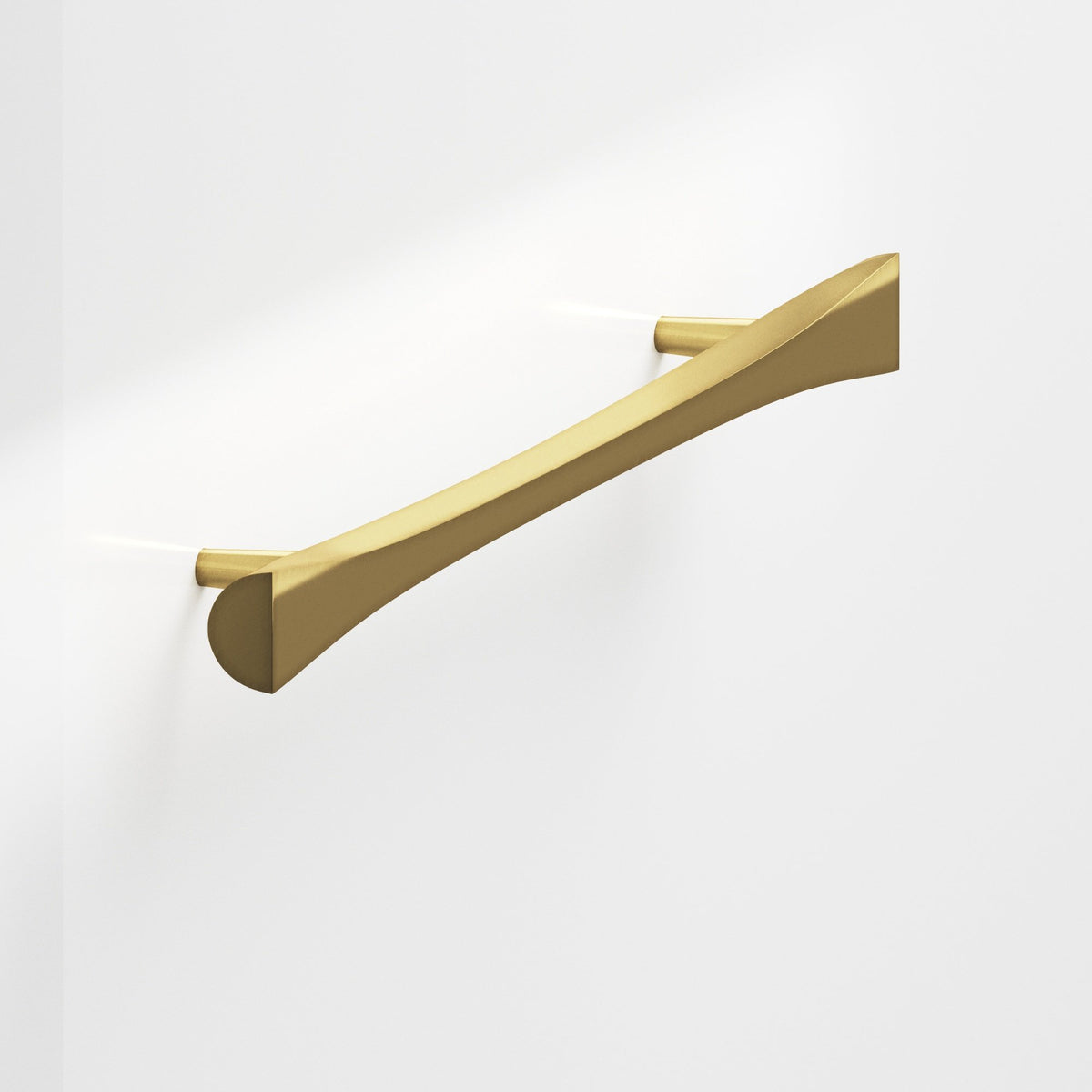 Colonial Bronze 1140 Bowtie Pull with Rounded Back and Tapered Posts, 5/8 in - Antique Bronze