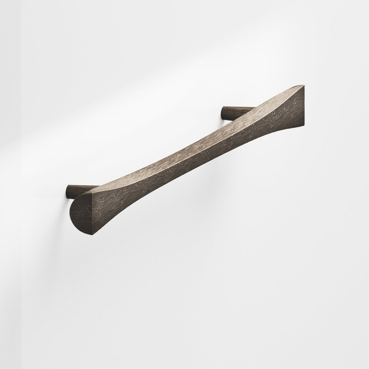 Colonial Bronze 1140 Bowtie Pull with Rounded Back and Tapered Posts, 5/8 in - Distressed Pewter