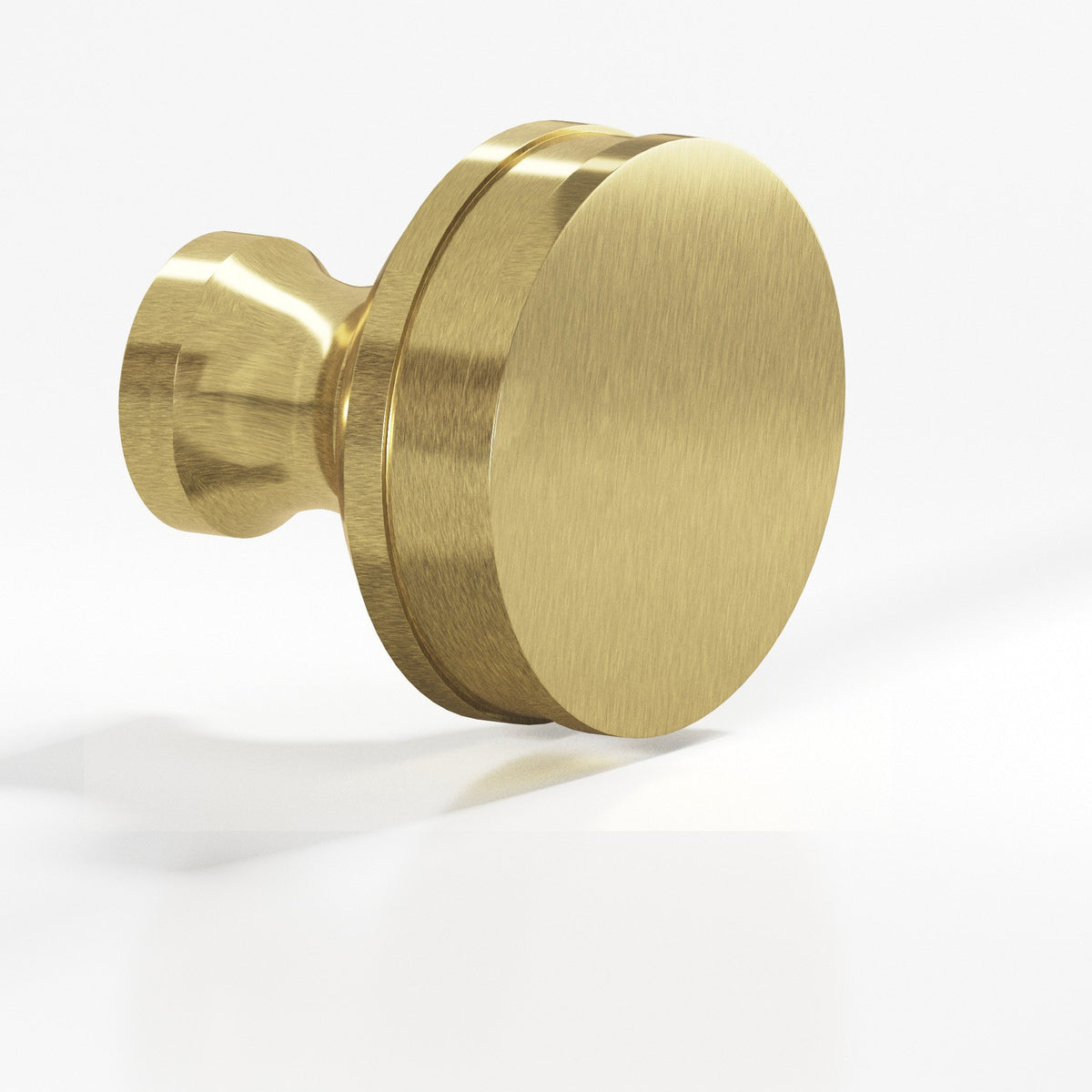 Colonial Bronze 580 Smooth Sandwich Knob, 1 in Diameter - Antique Brass