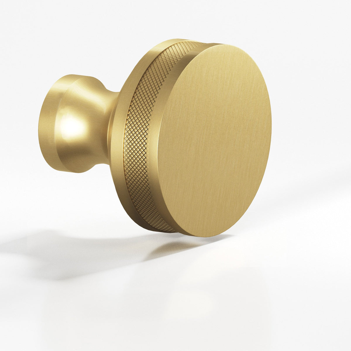 Colonial Bronze 586 Diamond-Knurled Sandwich Knob, 1 in Diameter - Satin Brass