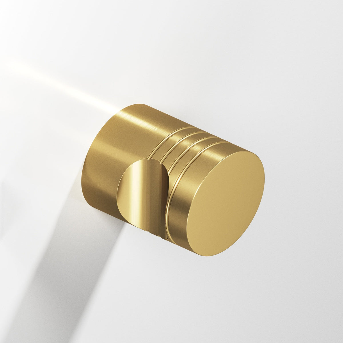 Colonial Bronze 104 Round Grooved Knob, 3/4 in Diameter - Satin Brass