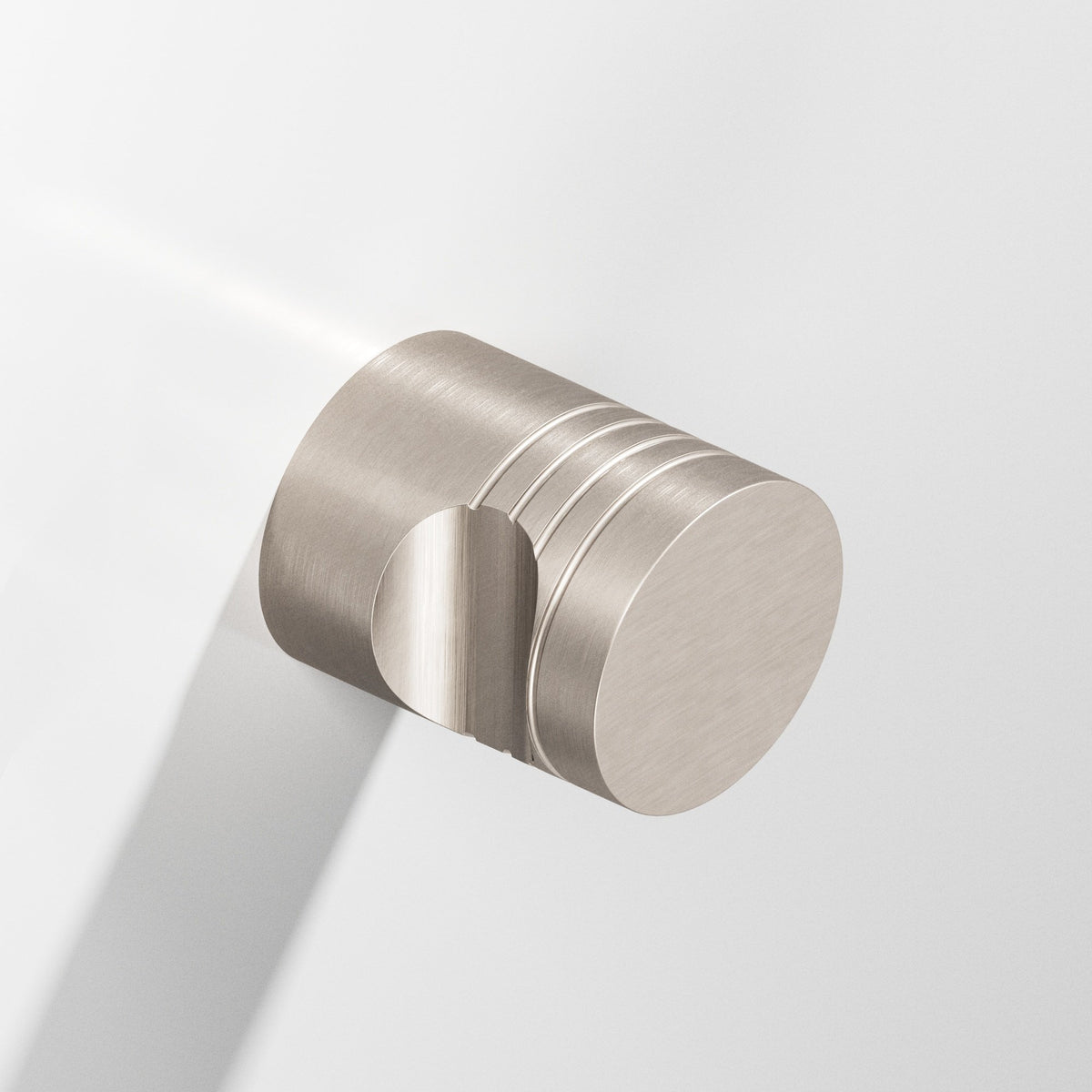 Colonial Bronze 104 Round Grooved Knob, 3/4 in Diameter - Matte Satin Nickel