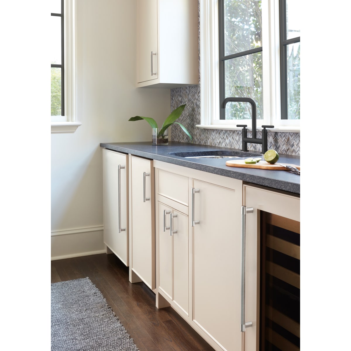 Amerock Bronx Cabinet Pull