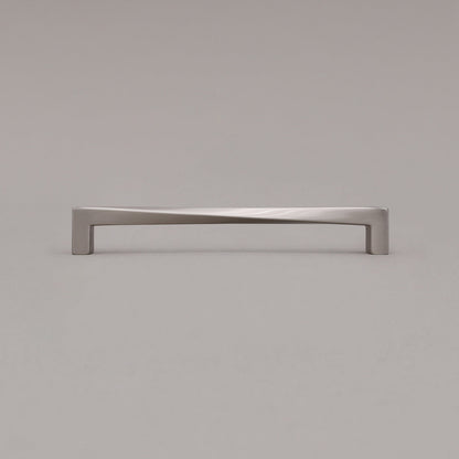 Hapny Twist Cabinet Pull - 8 in (203.2mm) - Satin Nickel
