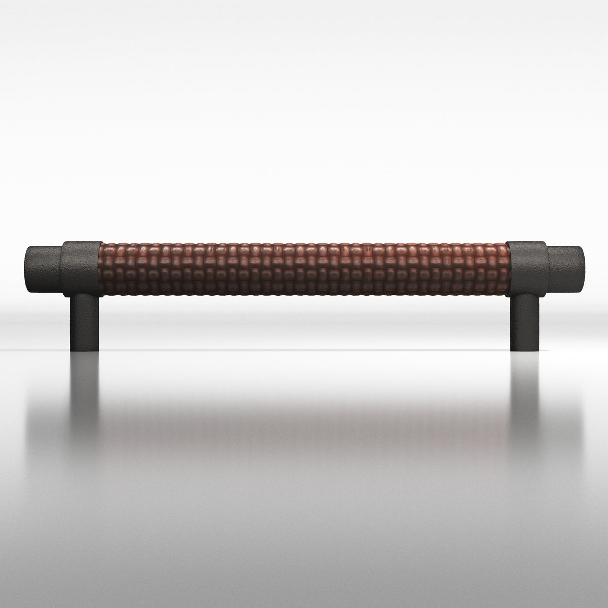 Tanner's Craft L1308 leather pull in Frost Black™