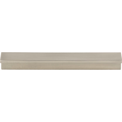 Top Knobs Minetta Finger Pull