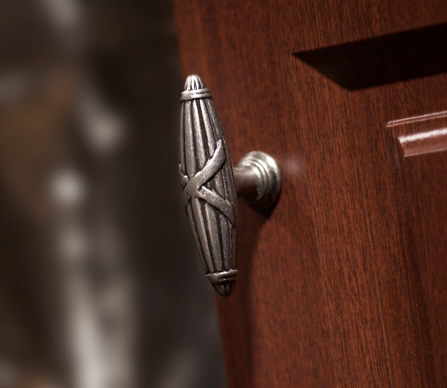 Top Knobs Ribbon & Reed Length Geometric Knob