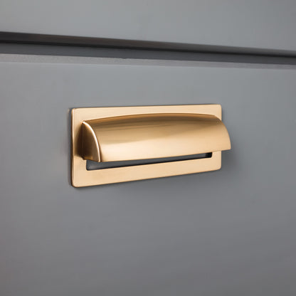 Top Knobs Hollin Cup/Bin Pull