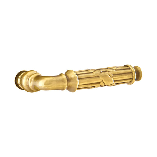 Ribbon & Reed Lever