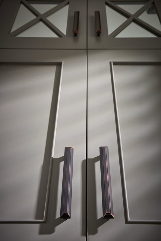 Atlas Trocadero Length Square Knob