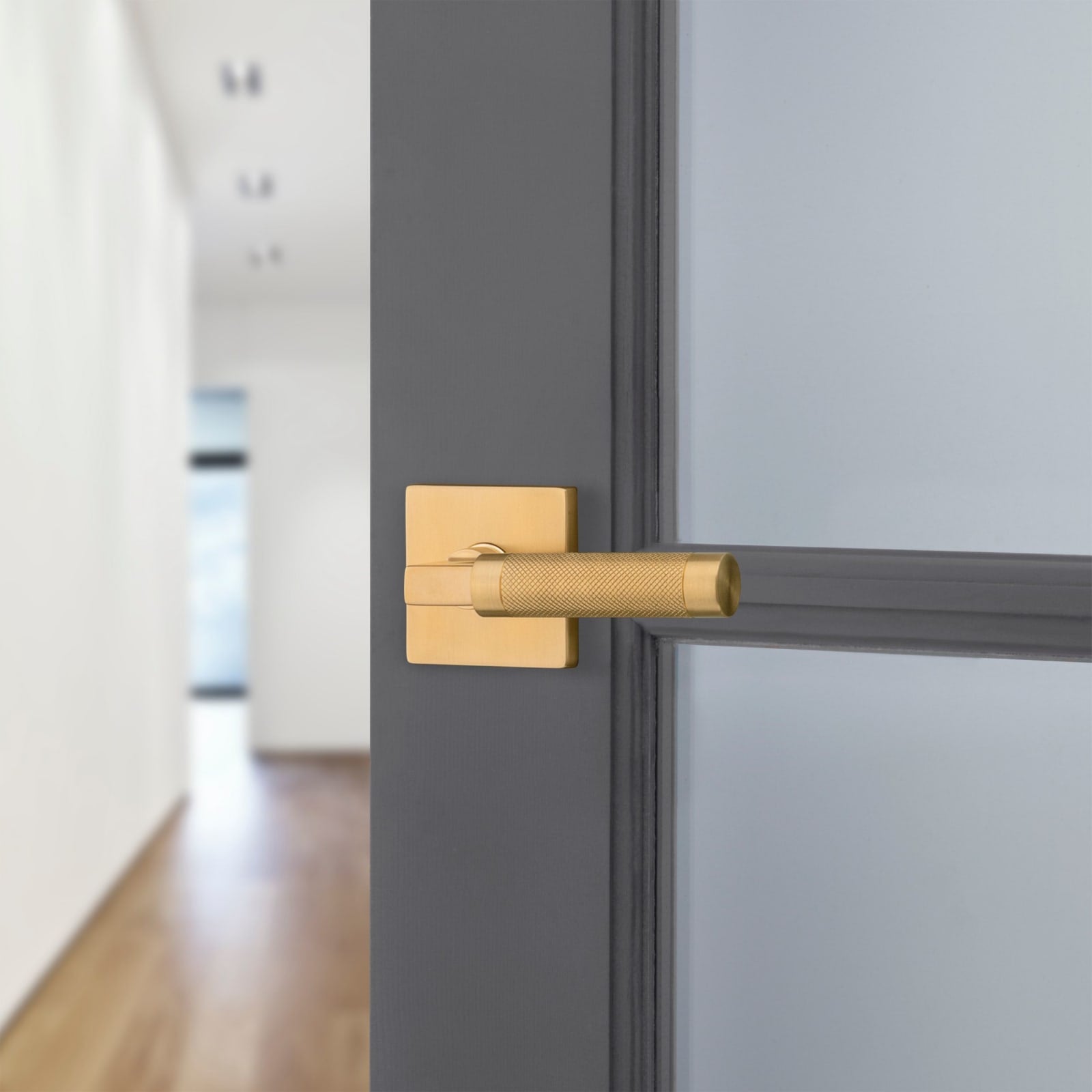 Baldwin Estate L030 Knurled Gramercy Lever Set in Vintage Brass