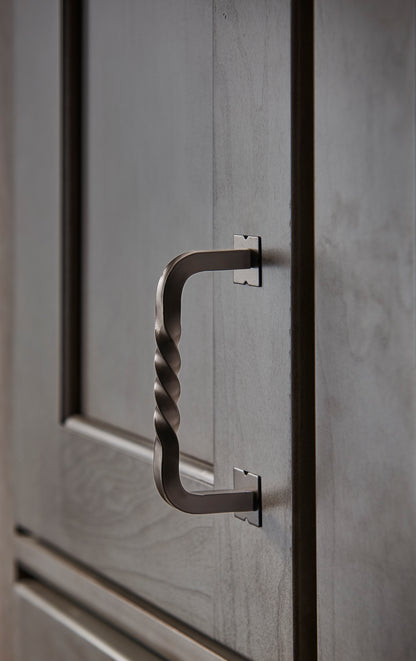 Top Knobs Square Twist Bar Pull