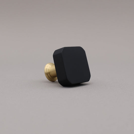 Hapny Mod Cabinet Knob - Matte Black / Satin Brass