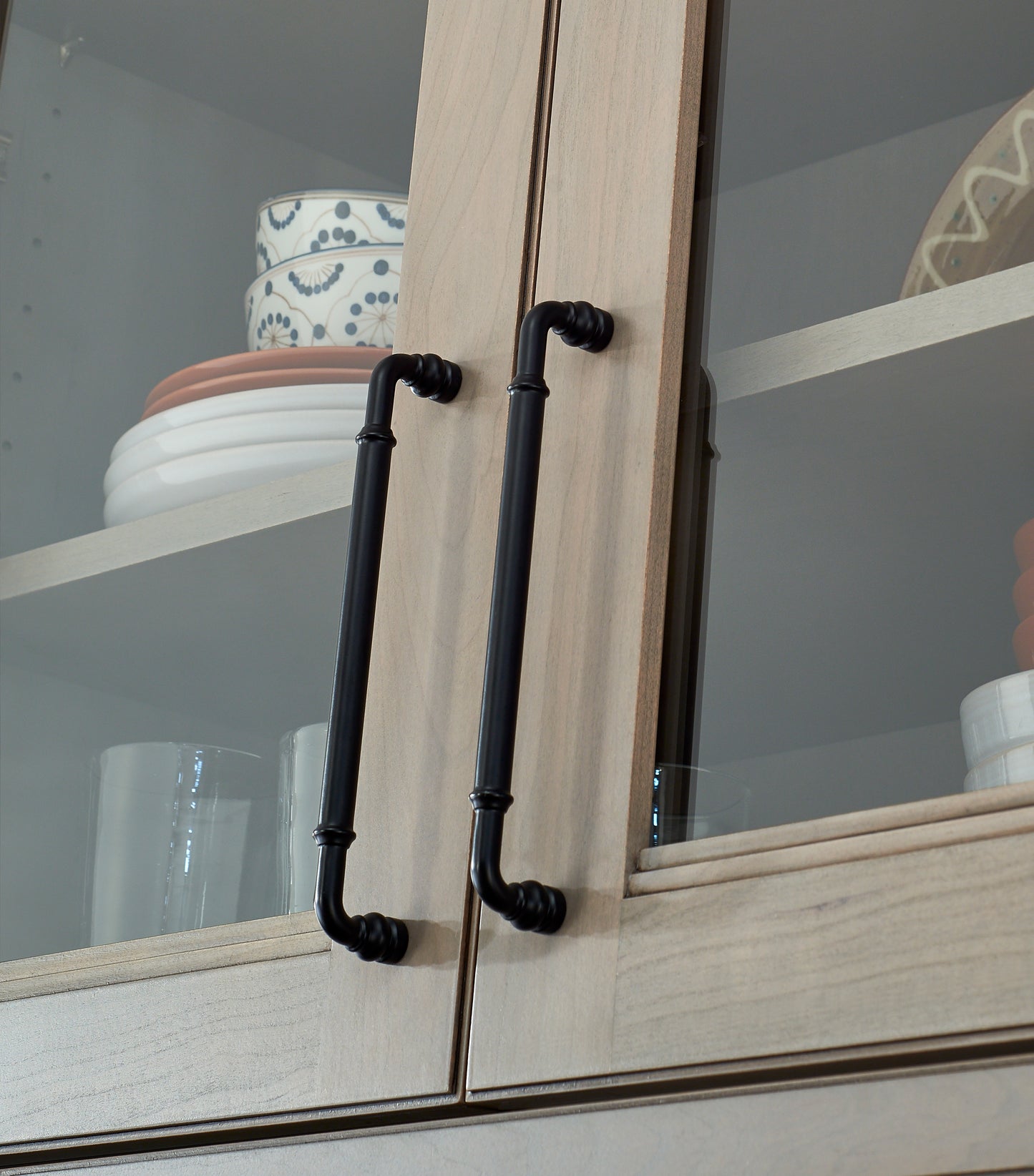 Top Knobs Brixton Bar Pull