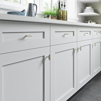 Top Knobs Riverside Length Bar Knob