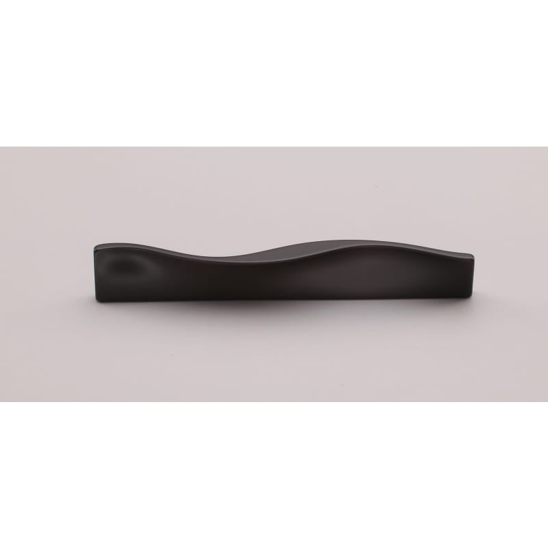 Wave Cabinet Pull
