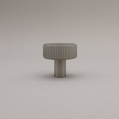 Hapny Ribbed Cabinet Knob - Satin Nickel