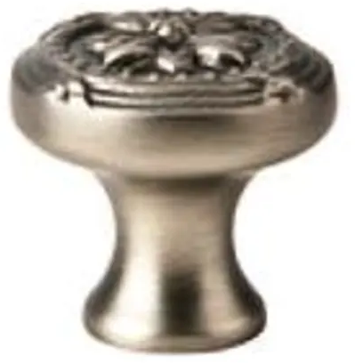 Ribbon & Reed Knob