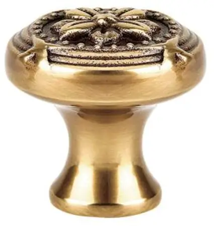Ribbon & Reed Knob