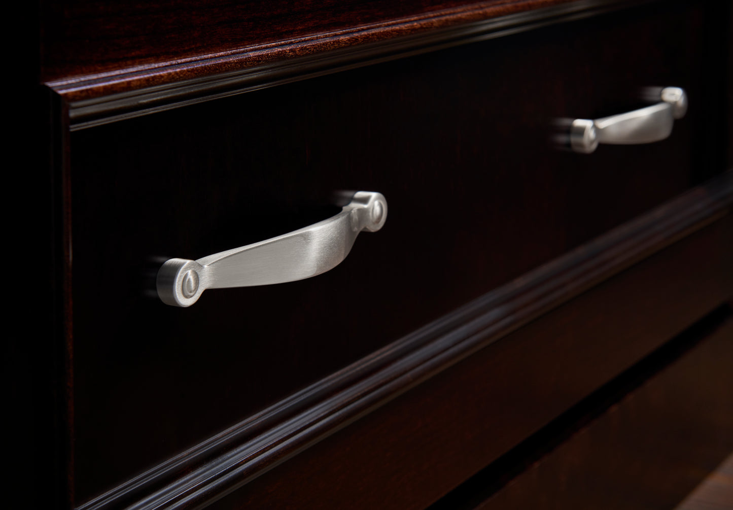 Top Knobs Saddle Bar Pull