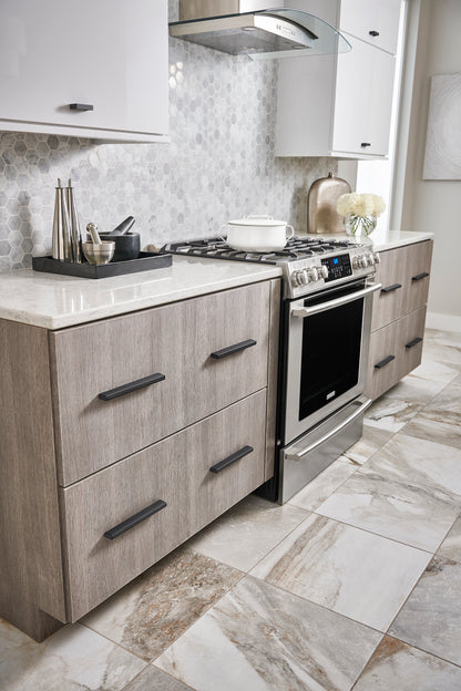 Top Knobs Modern Metro Finger Pull
