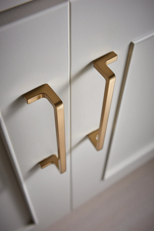 Atlas Logan Bar Pull