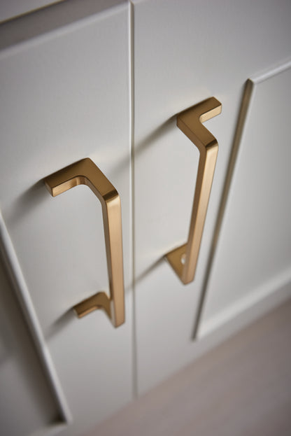 Atlas Logan Bar Pull