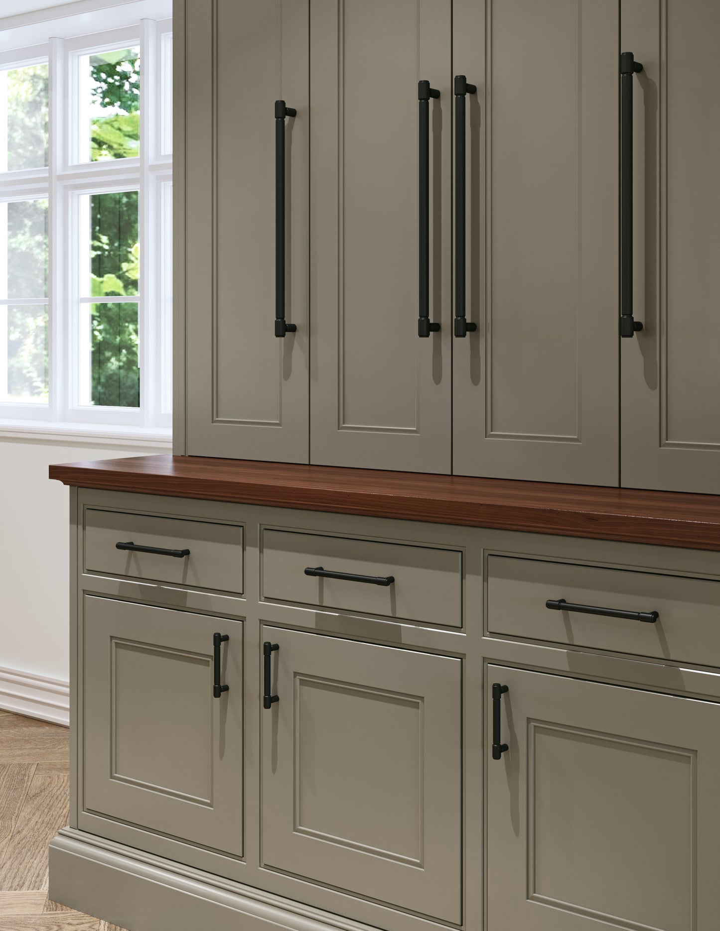 Top Knobs Clarence Bar Pull