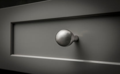 Top Knobs Aspen II Small Egg Length Oval Knob